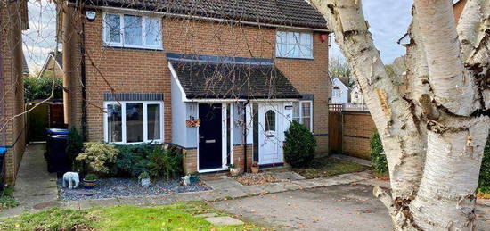 2 bedroom semi-detached house for sale