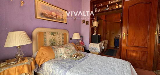 Piso en venta en Agustin Rodriguez Bonat, Opañel