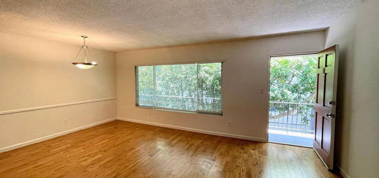 1403 N Alta Vista Blvd APT 8, Los Angeles, CA 90046