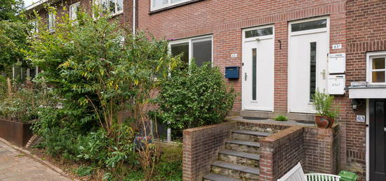 Bouwmeesterstraat 63 B