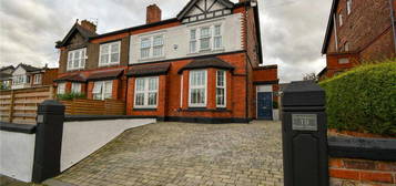 5 bedroom semi-detached house for sale