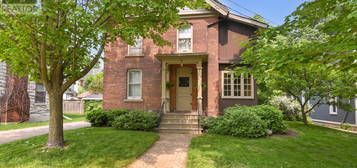 71 BETHUNE STREET, Brockville, Ontario 