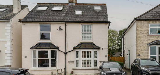 4 bedroom semi-detached house for sale