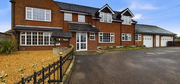 2 bedroom detached house to rent