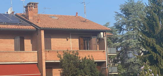 Villa a schiera 5 locali, buono stato, Via Pomposa, Ferrara