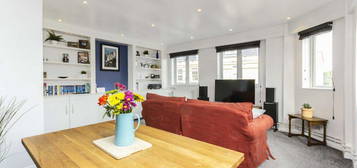 Flat to rent in Park Road, Hampton Hill, Hampton TW12