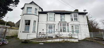 Flat to rent in Llanbadarn Fawr, Aberystwyth, Cardiganshire SY23