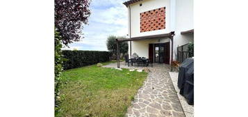 Villa in vendita in via di Rinaldi