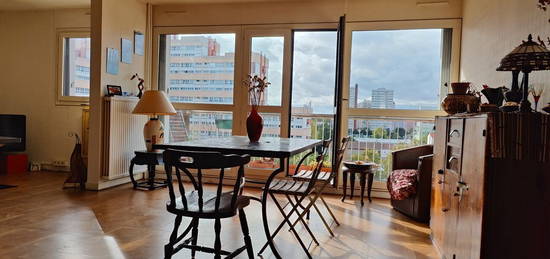 Appartement 3/4 pièces 77m2