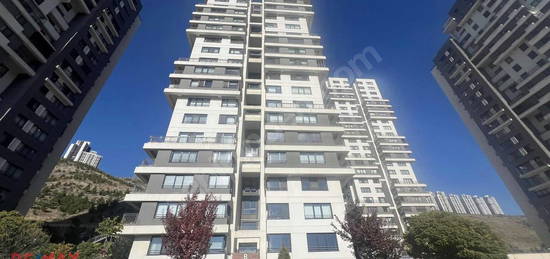 GÜNEYPARK 2 SİTESİ B BLOKTA MANZARALI BALKONLU 200 m2 4+1 DAİRE