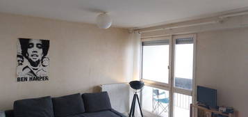 RENNES Loue APT T1 BALCON + Parking Libre 2 Décembre 9 SQUARE DU Luxembourg