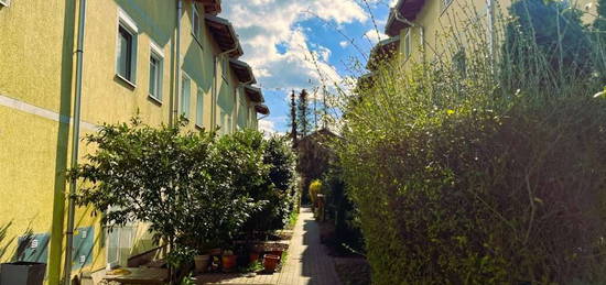 Großzügiges Reihenhaus in ruhiger Lage mit Terrasse und Carport - Direkt vom Eigentümer