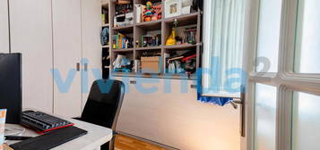 Piso en venta en Calle Valderribas, Pacífico