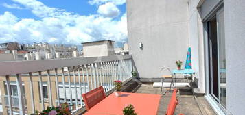 PARIS 20ème - Studio avec TERRASSE