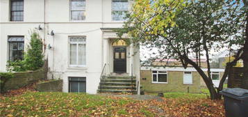 2 bed flat to rent