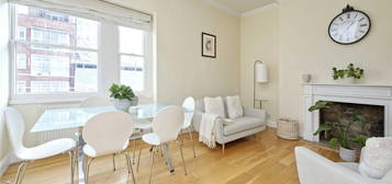 Flat for sale in Lancaster Gate, London W2