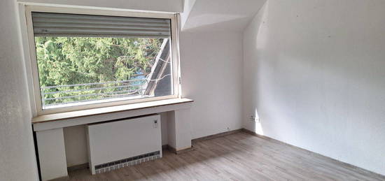 Helle 3,5-Zimmer-DG-Wohnung mit Balkon in Kreuzau-Drove!