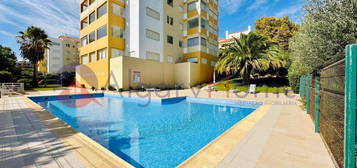 Apartamento T2- 3 castelos-Praia da Rocha- Portimao- Algarve