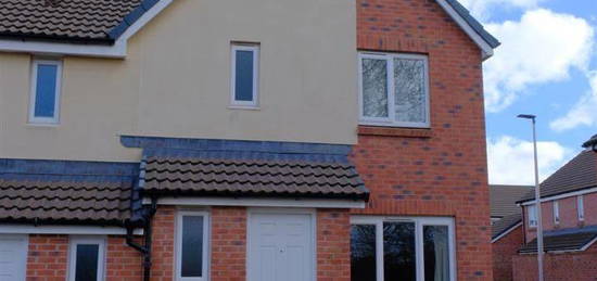 Property to rent in Cedar Close, Cranbrook, Exeter EX5