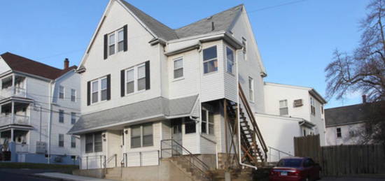 96 Sunnyside Ave Unit Second, Waterbury, CT 06708