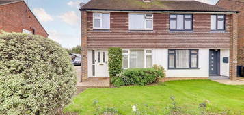 3 bedroom semi-detached house to rent