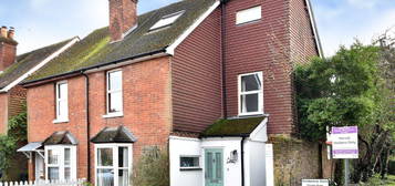 3 bed semi-detached house for sale