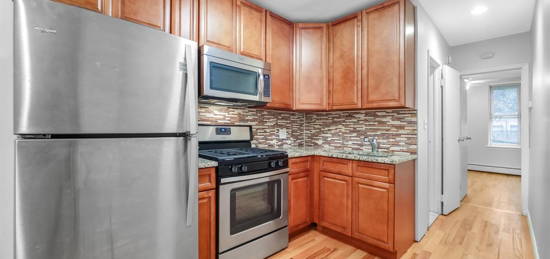 523 Adams St Unit 1L, Hoboken, NJ 07030