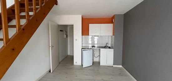 Location appartement 1 pièce 29 m²