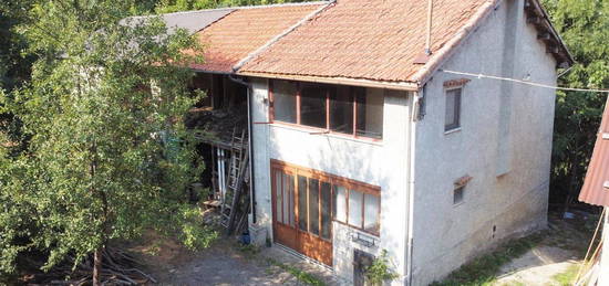 Casa indipendente in vendita in via Castellar, 132