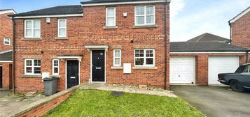 3 bed semi-detached house to rent