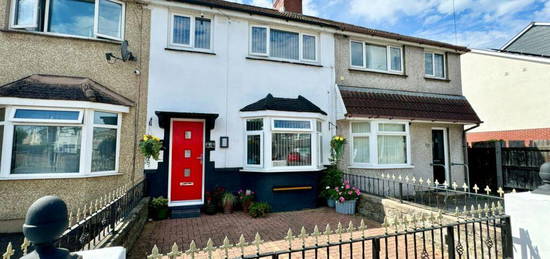 3 bedroom terraced house for sale