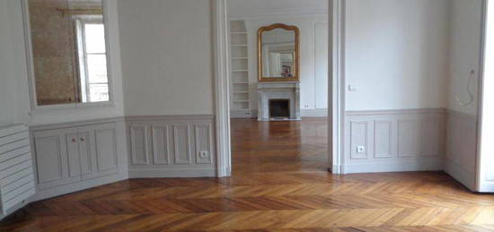 Location appartement 5 pièces 128 m²