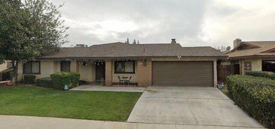 7509 Quailwood Dr # A-D, Bakersfield, CA 93309