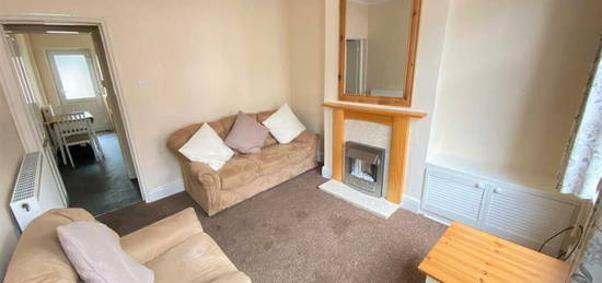 2 bedroom terraced house