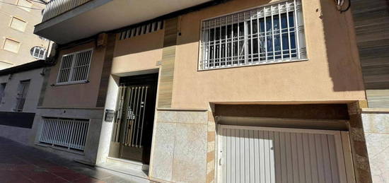 Apartamento en venta en Guardamar Playa