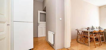 Appartement meublé  à louer, 3 pièces, 2 chambres, 62 m²