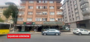 ÜSKÜDAR KISIKLI'DA GENİŞ İÇİ YENİLENMİŞ 5+2 SATILIK DAİRE