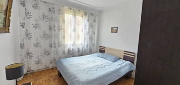 Apartament cu excelent vad comercial