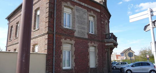 ESTREES ST DENIS - APPARTEMENT TYPE F3 AVEC GARAGE