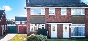 3 bed semi-detached house for sale