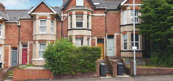 2 bedroom ground floor flat