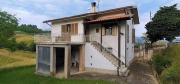 Casa indipendente in vendita in contrada Canneti