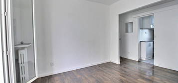 Appartement  à vendre, 3 pièces, 2 chambres, 41 m²