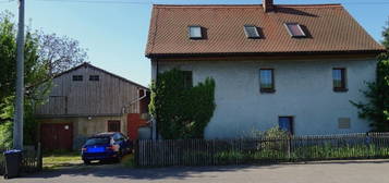 Einfamilienhaus mit Anbau, Werkstatt und Scheune