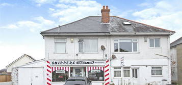 Maisonette for sale in Columbia Road, Ensbury Park, Bournemouth BH10