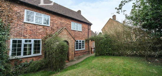 3 bedroom semi-detached house