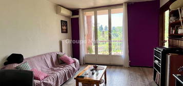 ARLES. EXCLUSIVITE. Appartement avec cave et parking