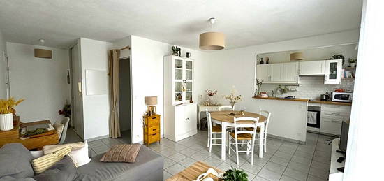 Appartement  à vendre, 2 pièces, 1 chambre, 48 m²