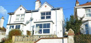 3 bedroom semi-detached house