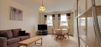 Flat to rent in Allsop Place, London NW1